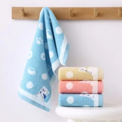 Porky Bear Small Hand Towel-10"x20" -qbedding store 1 8f959391 fc9d 4415 a1e9 bf7bb3135b7e