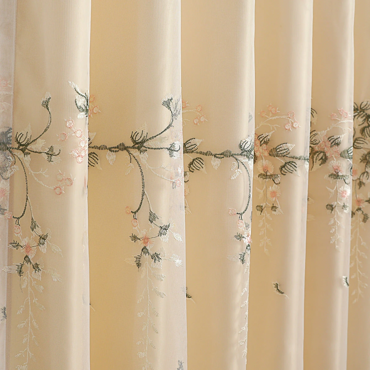 Tipsy Champagne Floral Double Layer Curtain 6 Tipsy Champagne Floral Double Layer Curtain - Image 4