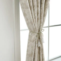 Lyra Embossed Jacquard Solid Color Curtain 14 Lyra Embossed Jacquard Solid Color Curtain -qbedding store 3E7A9651