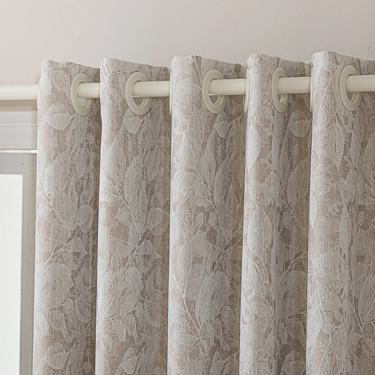 Vintage Leaf Embossed Curtain 8 Vintage Leaf Embossed Curtain - Image 6