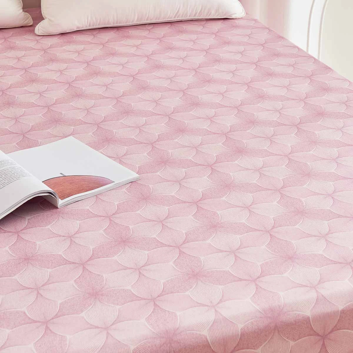 Breezy Pink Premium Cotton Fitted Sheet 6 Breezy Pink Premium Cotton Fitted Sheet - Image 4