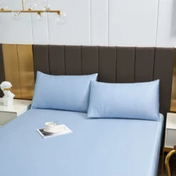 Crystal Blue Solid Color TENCEL™ Lyocell Fitted Sheet -qbedding store Crystal Blue TENCEL Lyocell Fitted Sheet 4