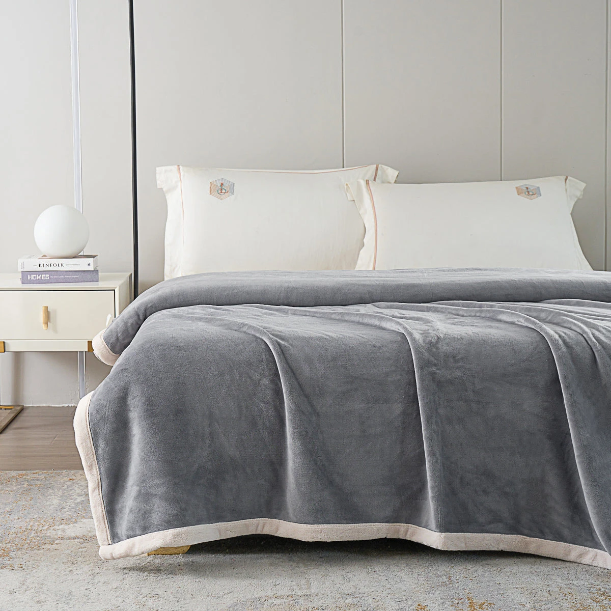 Cloudy Soft Solid All Season Blanket (5 Colors) 7 Cloudy Soft Solid All Season Blanket (5 Colors) - Image 5