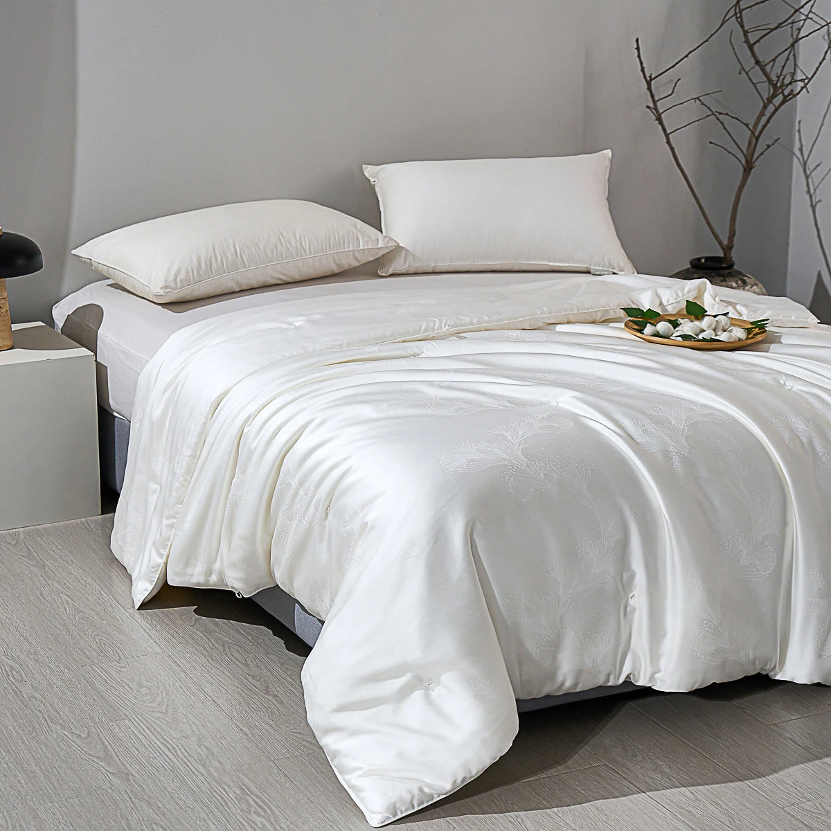 Mulberry Silk TENCEL™ All Season Duvet Insert 7 Mulberry Silk TENCEL™ All Season Duvet Insert - Image 5
