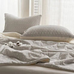 Lithe Lamb Cotton Pillow Sham -qbedding store DSC01124 65f29452 c6b6 42b8 95c6 2c995502975b