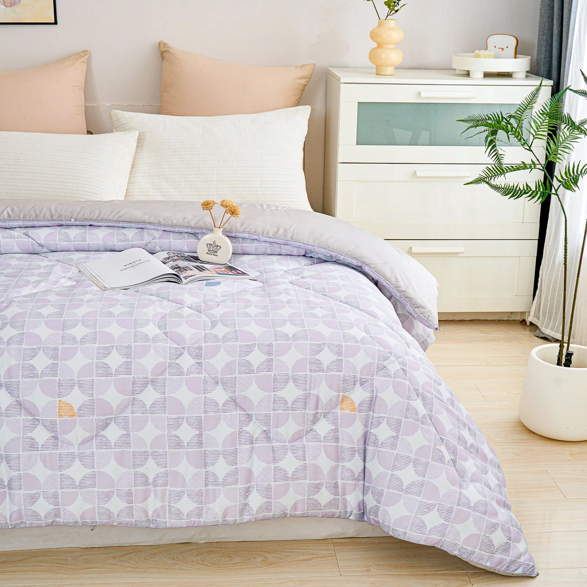 Enzo Pattern TENCEL™ Lyocell All Season Comforter 9 Enzo Pattern TENCEL™ Lyocell All Season Comforter - Image 7