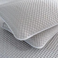 Cooling Mattress Topper Pillow Sham Set -qbedding store DSC04100 ac956a67 4a6b 4eea 93ac d4d3ff22b826