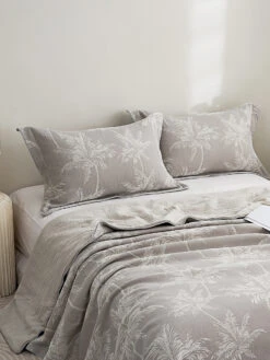Cotton Jacquard Soybean Fiber Light Comforter Set
