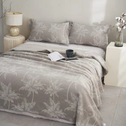 Cotton Jacquard Soybean Fiber Light Comforter Set -qbedding store DSC04129 3dd933db 76ad 4b35 b987 9dd45042e5be