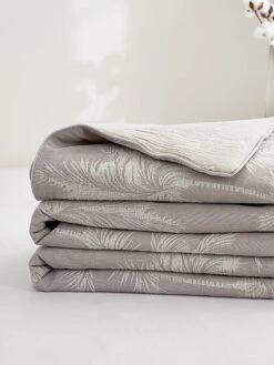 Cotton Jacquard Soybean Fiber Light Comforter Set -qbedding store DSC04162