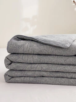 Cotton Jacquard Soybean Fiber Light Comforter Set -qbedding store DSC04164