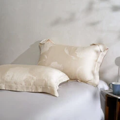 Phantom Gold Tencel™ Jacquard Pillow Sham X2P 13 Phantom Gold Tencel™ Jacquard Pillow Sham X2P -qbedding store DSC04635