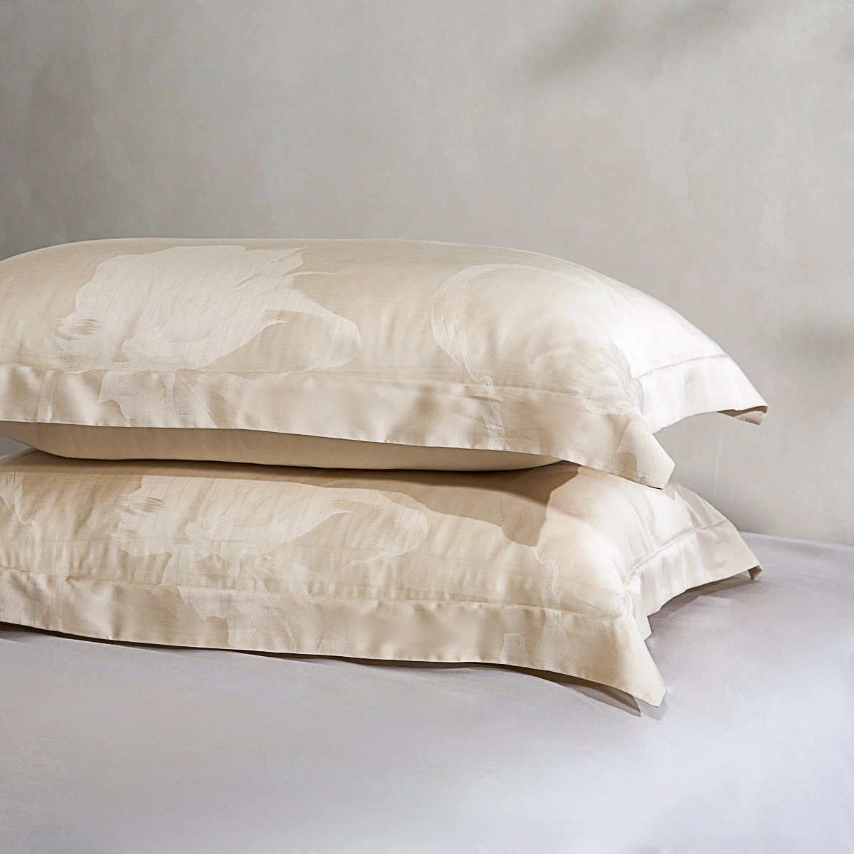 Phantom Gold Tencel™ Jacquard Pillow Sham X2P 7 Phantom Gold Tencel™ Jacquard Pillow Sham X2P - Image 5