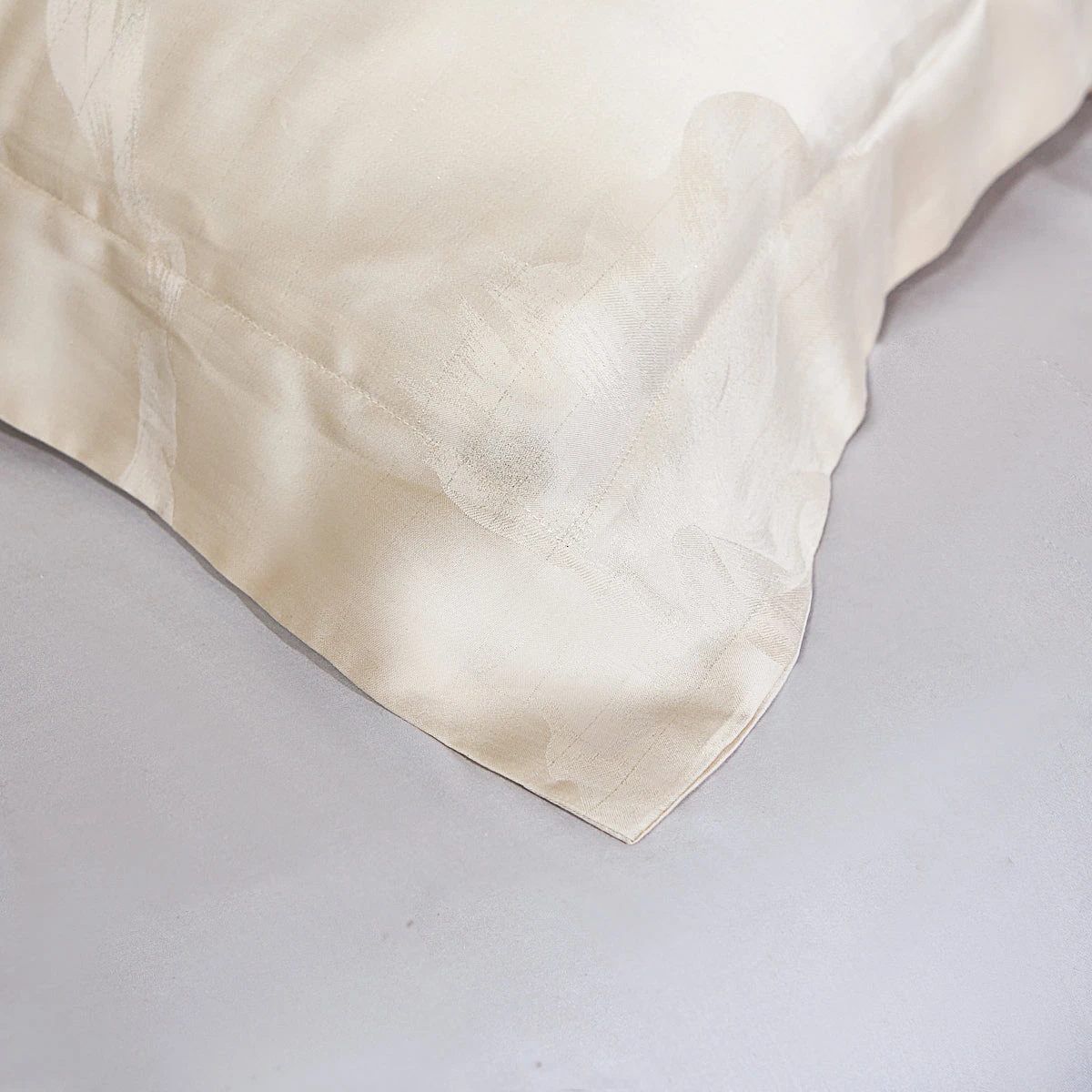 Phantom Gold Tencel™ Jacquard Pillow Sham X2P 9 Phantom Gold Tencel™ Jacquard Pillow Sham X2P - Image 7