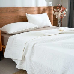 Snow White Solid Color Cotton Quilt Set -qbedding store DSC04744