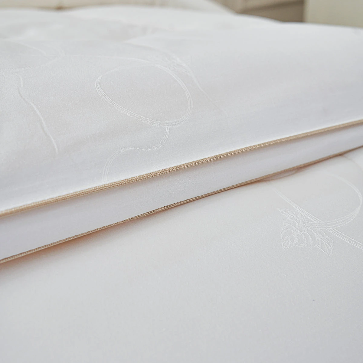 Luxe Soybean Fiber Winter Duvet Insert 10 Luxe Soybean Fiber Winter Duvet Insert - Image 9