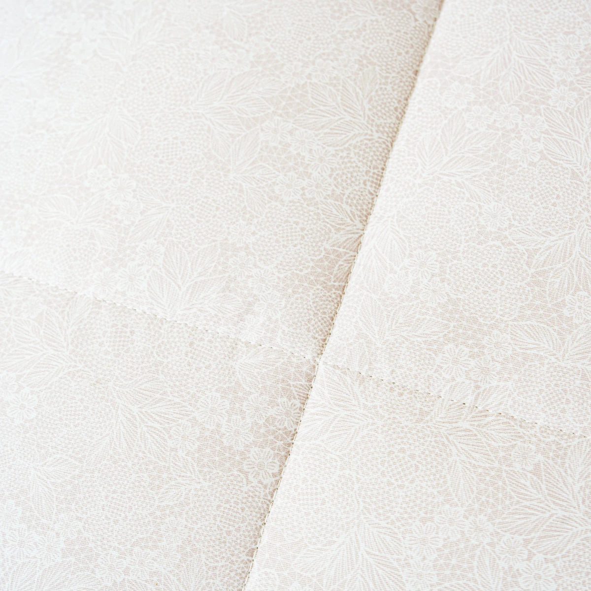 Pai Breeze Apricot Cotton All Season Comforter 8 Pai Breeze Apricot Cotton All Season Comforter - Image 6