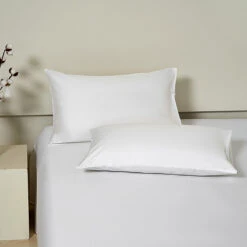 Snowflake White Premium Cotton Standard Pillow Sham X2p -qbedding store DSC07789