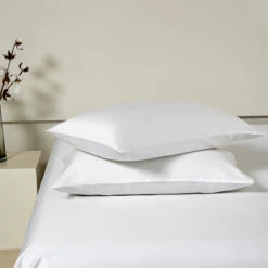 Snowflake White Premium Cotton Standard Pillow Sham X2p -qbedding store DSC07792