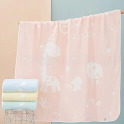 Giraffe Cartoon Cotton Baby Blanket-Pink -qbedding store Giraffe Cotton Baby Blanket 2