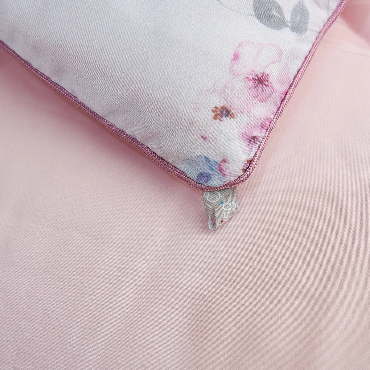 Miriam Floral TENCEL™ Lyocell All Season Comforter 13 Miriam Floral TENCEL™ Lyocell All Season Comforter - Image 11