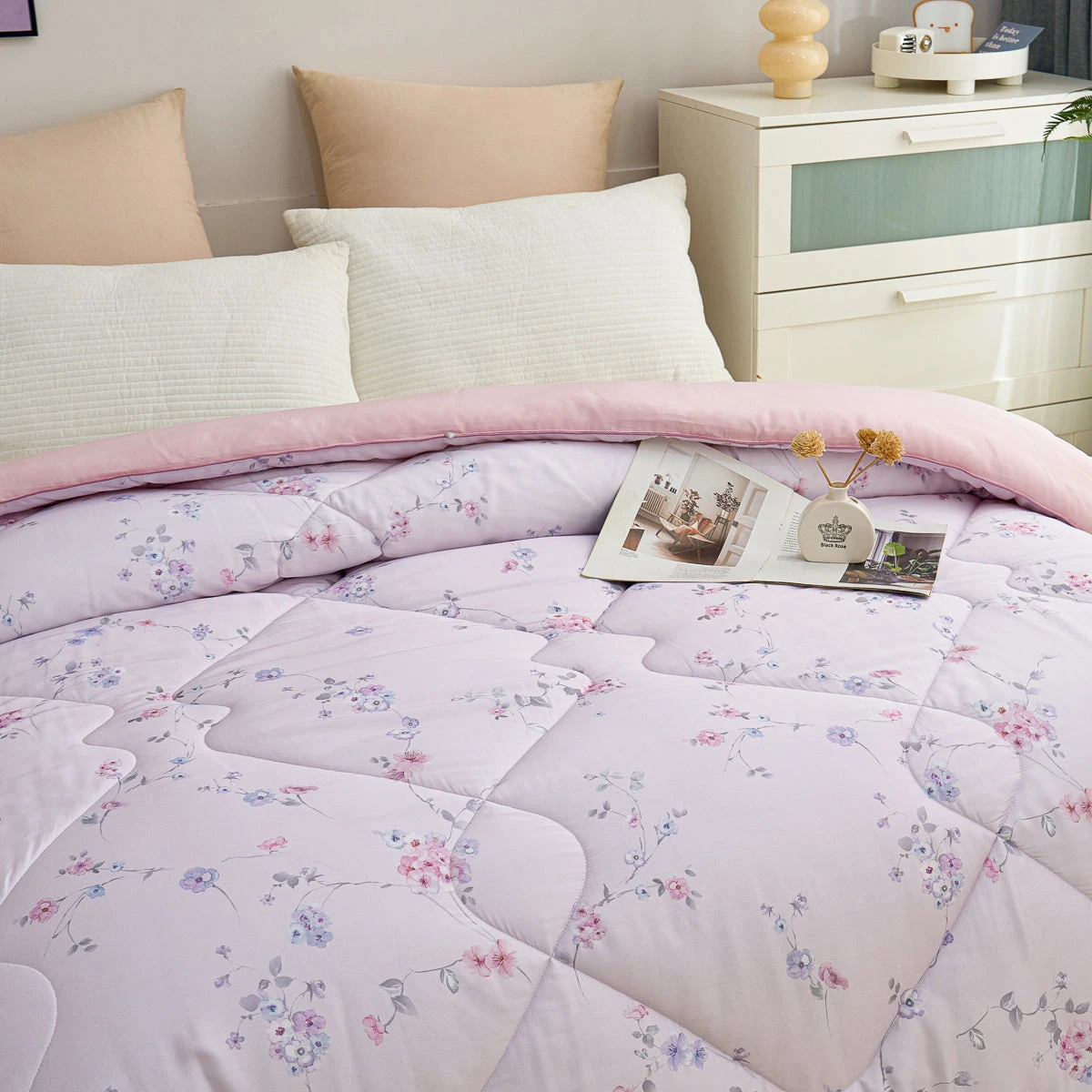 Miriam Floral TENCEL™ Lyocell All Season Comforter 7 Miriam Floral TENCEL™ Lyocell All Season Comforter - Image 5