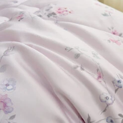 Miriam Floral TENCEL™ Lyocell All Season Comforter 22 Miriam Floral TENCEL™ Lyocell All Season Comforter -qbedding store Miriam Tencel All Season Comforter 8