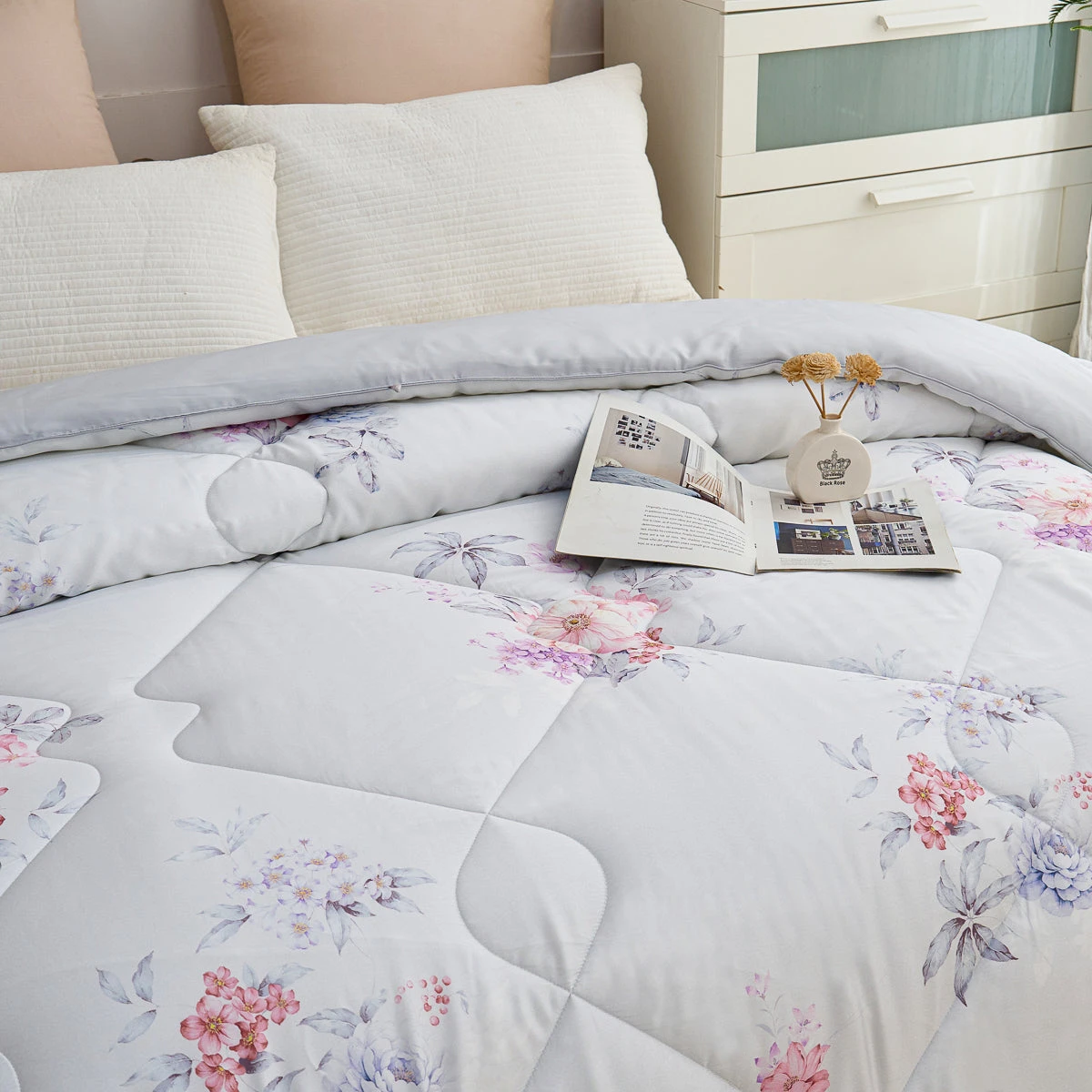 Noor Floral TENCEL™ Lyocell All Season Comforter 8 Noor Floral TENCEL™ Lyocell All Season Comforter - Image 6