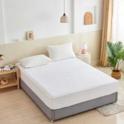 Solid White Quilted Cotton Mattress Topper 13 Solid White Quilted Cotton Mattress Topper -qbedding store Solid White Quilted Cotton Mattress Topper 1