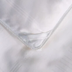200 X 230 Size Solid White All Season Silk Duvet Insert 22 200 X 230 Size Solid White All Season Silk Duvet Insert -qbedding store Solid White Silk 11 58a6512d f626 490f 80de e2a450728e6b