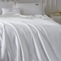 Mulberry Silk TENCEL™ Light Duvet Insert -qbedding store Y00 2840