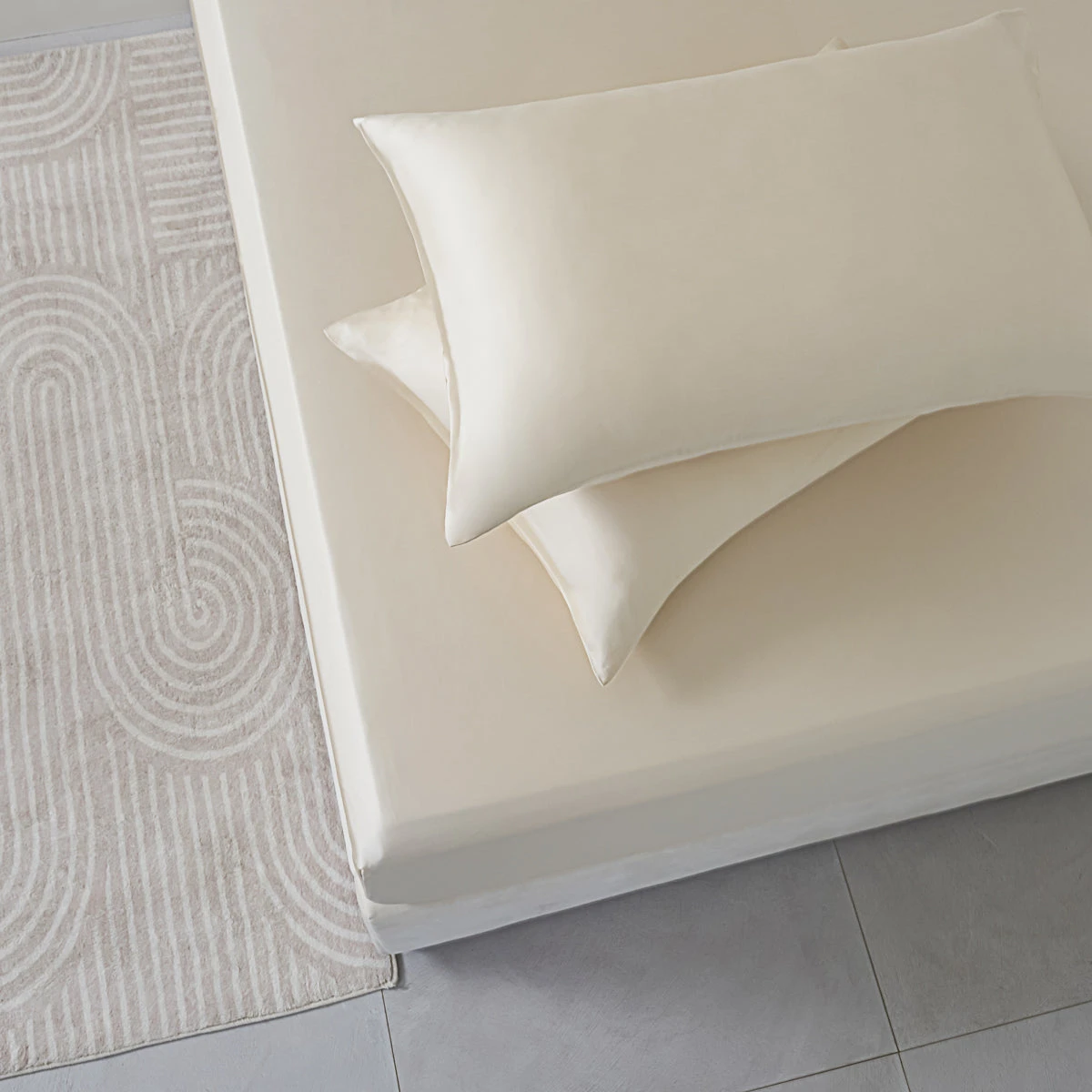 Phantom Gold Tencel™ Fitted Sheet 6 Phantom Gold Tencel™ Fitted Sheet - Image 4